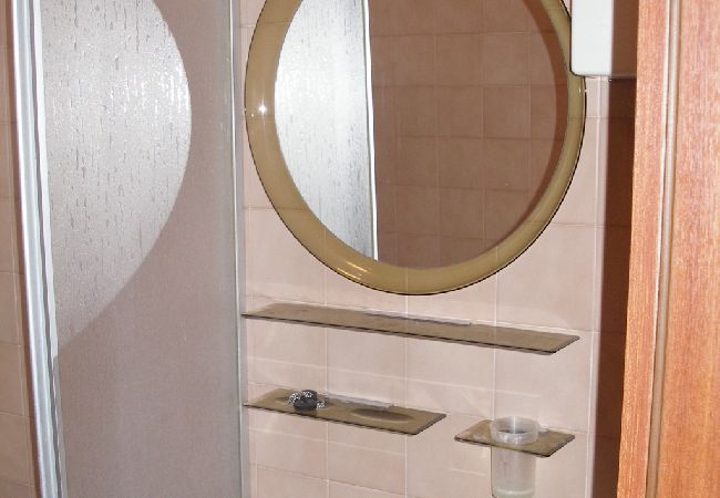 Apartamento en Duce - Apartamento en Duće con Seaview, Terraza, Acondicionador, WIFI (192-2) Apartamento en Duce - Apartamento en Duće con Seaview, Terraza, Acondicionador, WIFI (192-2)