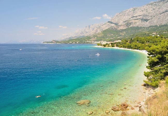 Apartamento en Tucepi - Apartamento en Tučepi con Terraza, Acondicionador, WIFI, Lavadora (202-3) Apartamento en Tucepi - Apartamento en Tučepi con Terraza, Acondicionador, WIFI, Lavadora (202-3)