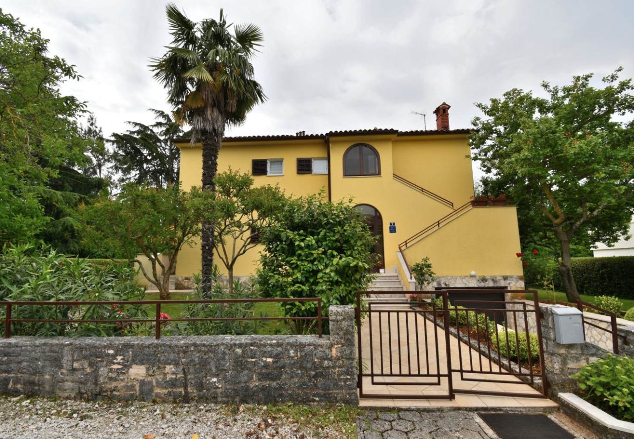 Apartamento en Porec - Apartamento en Poreč con Balcón, Acondicionador, WIFI (228-1)