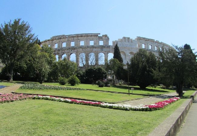 Apartamento en Fažana - Apartamento en Fažana con Seaview, Balcón, Acondicionador, WIFI (227-1) Apartamento en Fažana - Apartamento en Fažana con Seaview, Balcón, Acondicionador, WIFI (227-1)