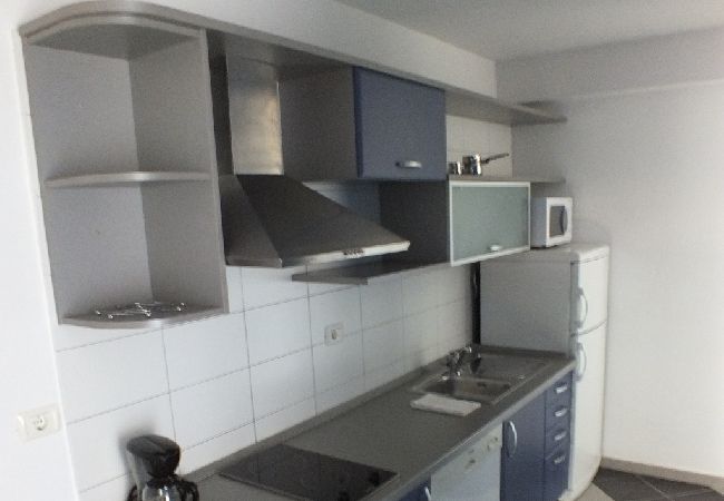 Apartamento en Umag - Apartamento en Umag con Seaview, Balcón, Acondicionador, WIFI (235-1) Apartamento en Umag - Apartamento en Umag con Seaview, Balcón, Acondicionador, WIFI (235-1)