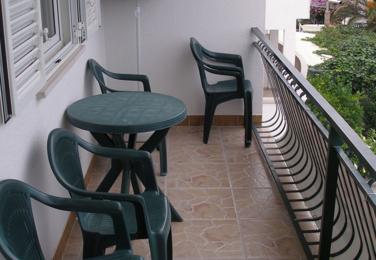 Apartamento en Duce - Apartamento en Duće con Seaview, Balcón, Acondicionador (239-2)