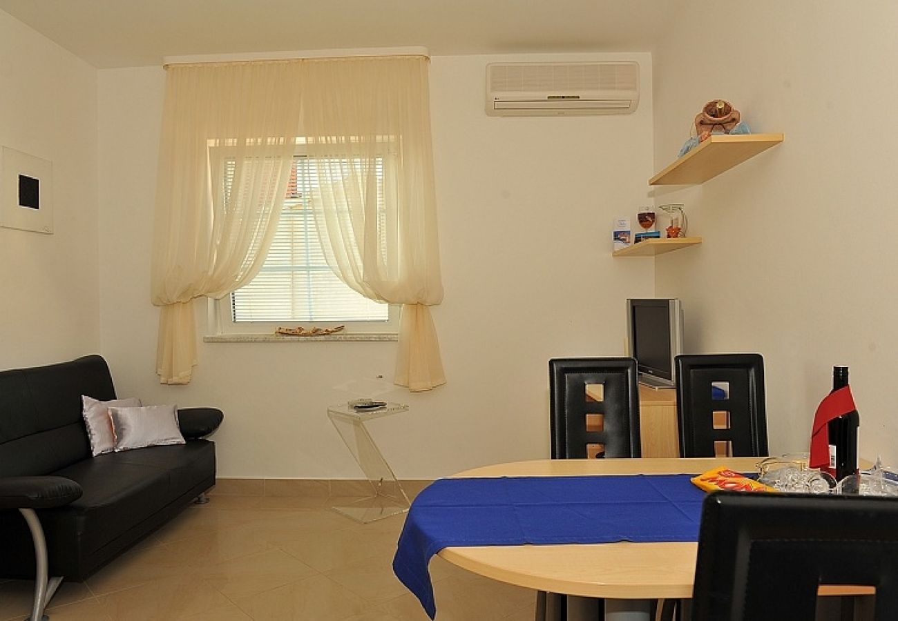 Apartamento en Rovinj - Apartamento en Rovinj con Balcón, Acondicionador, WIFI (230-1)