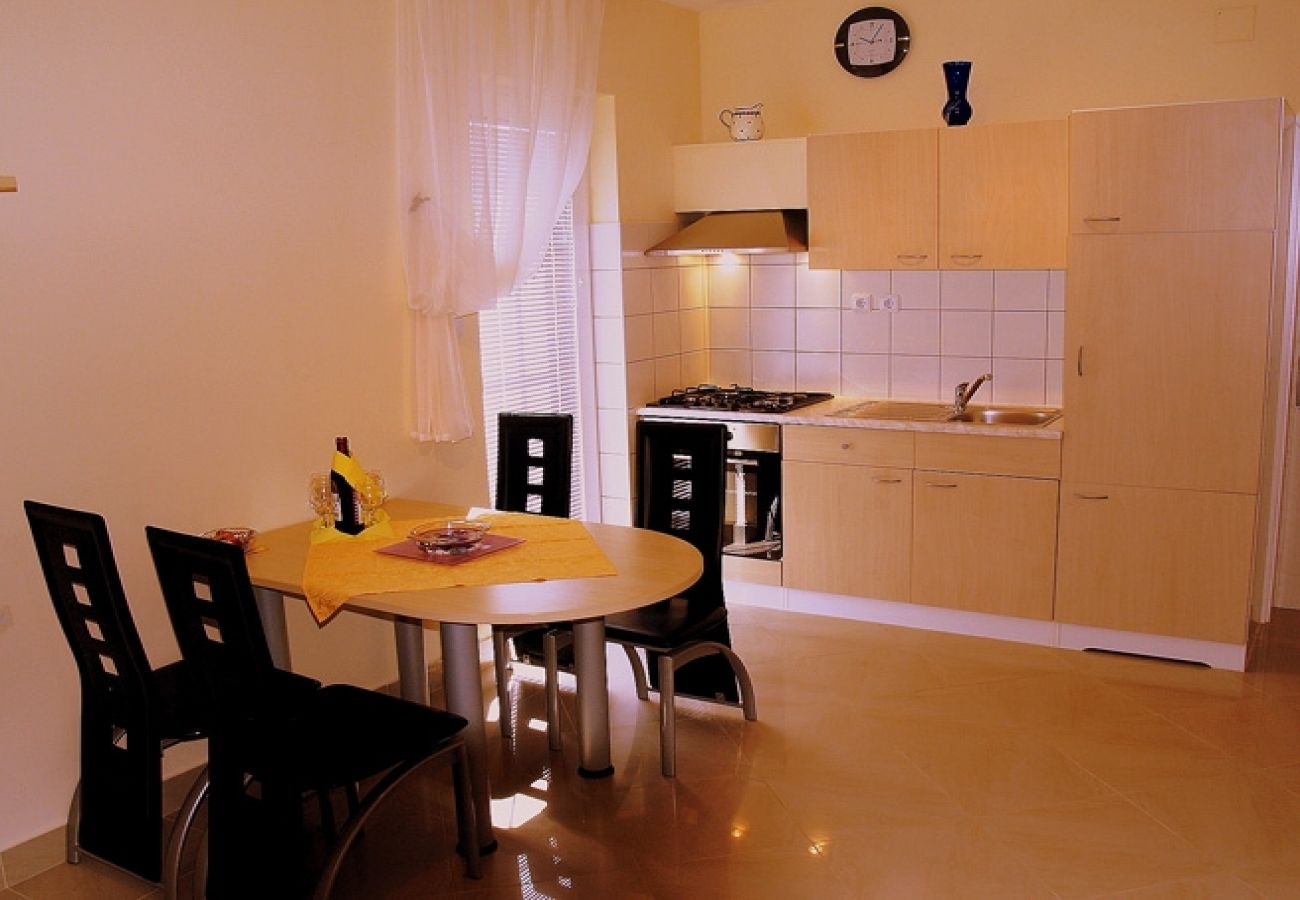 Apartamento en Rovinj - Apartamento en Rovinj con Balcón, Acondicionador, WIFI (230-1)