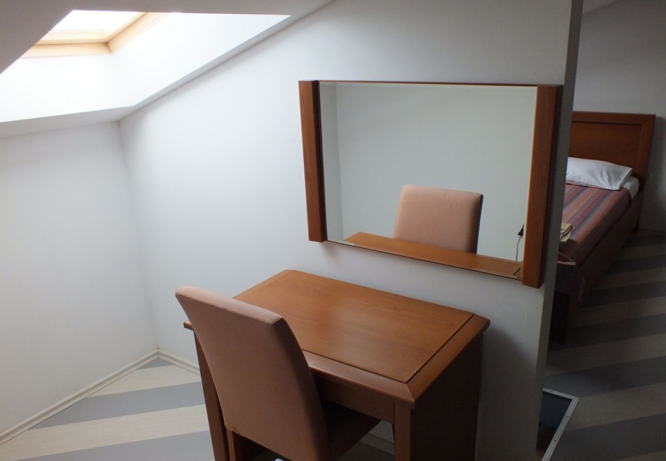 Apartamento en Umag - Apartamento en Umag con Seaview, Balcón, Acondicionador, Lavavajillas (235-2)