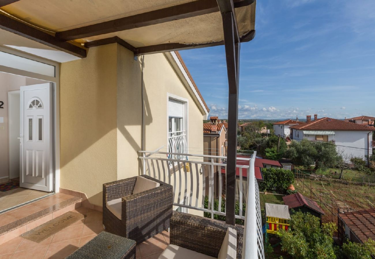 Apartamento en Umag - Apartamento en Umag con Terraza, Acondicionador, WIFI, Lavadora (244-2)