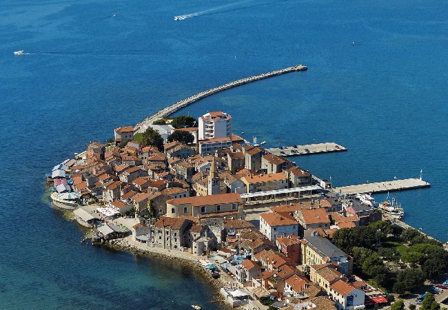 Apartamento en Umag - Apartamento en Umag con Terraza, Acondicionador, WIFI, Lavadora (244-3) Apartamento en Umag - Apartamento en Umag con Terraza, Acondicionador, WIFI, Lavadora (244-3)