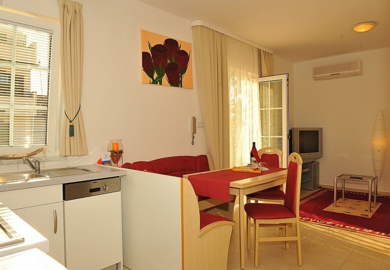 Apartamento en Rovinj - Apartamento en Rovinj con Balcón, Acondicionador, WIFI, Lavavajillas (230-2)