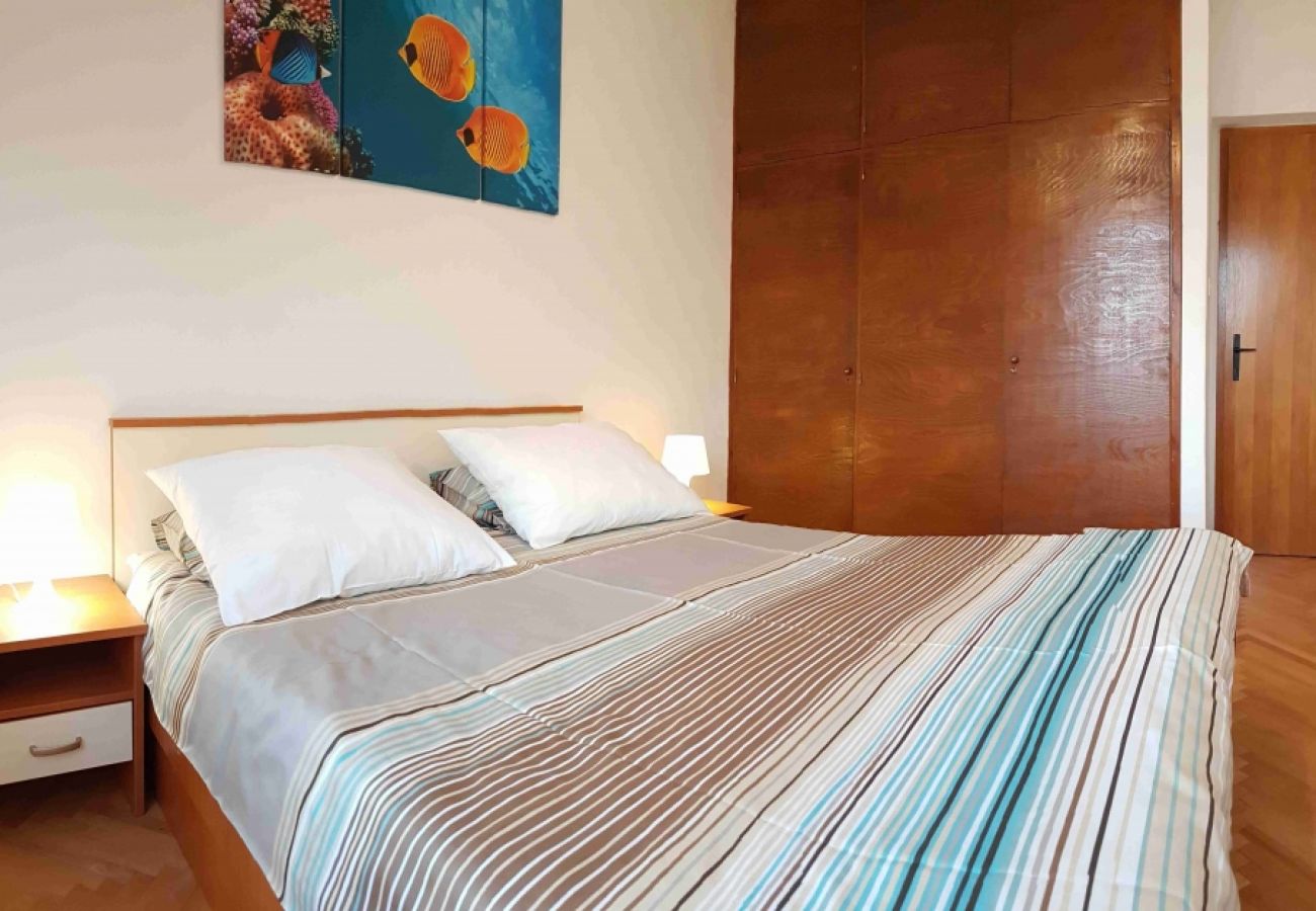 Apartamento en Supetar - Apartamento en Supetar con Seaview, Terraza, Acondicionador, WIFI (581-1)