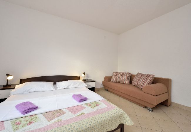 Casa en Drage - Casa de vacaciones en Drage con Seaview, Balcón, Acondicionador, WIFI (592-1) Casa en Drage - Casa de vacaciones en Drage con Seaview, Balcón, Acondicionador, WIFI (592-1)
