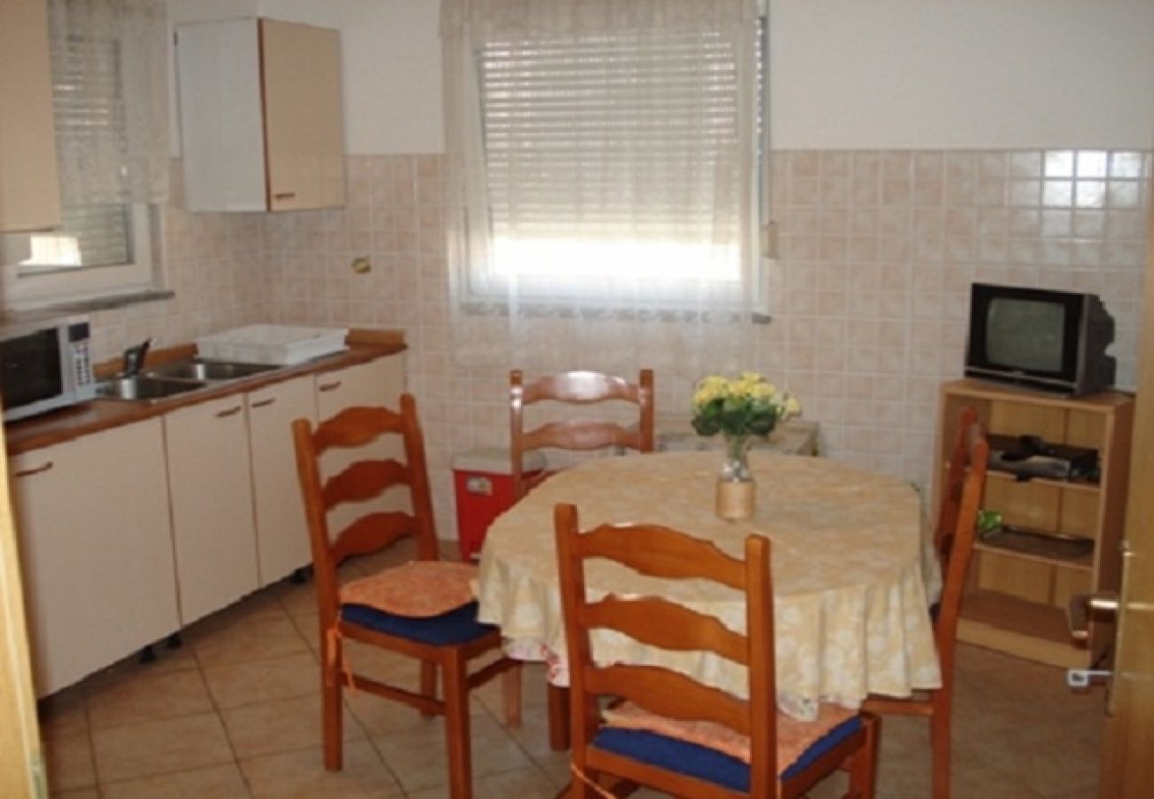 Apartamento en Pula - Apartamento en Pula con Terraza, Acondicionador, WIFI, Lavadora (633-1)