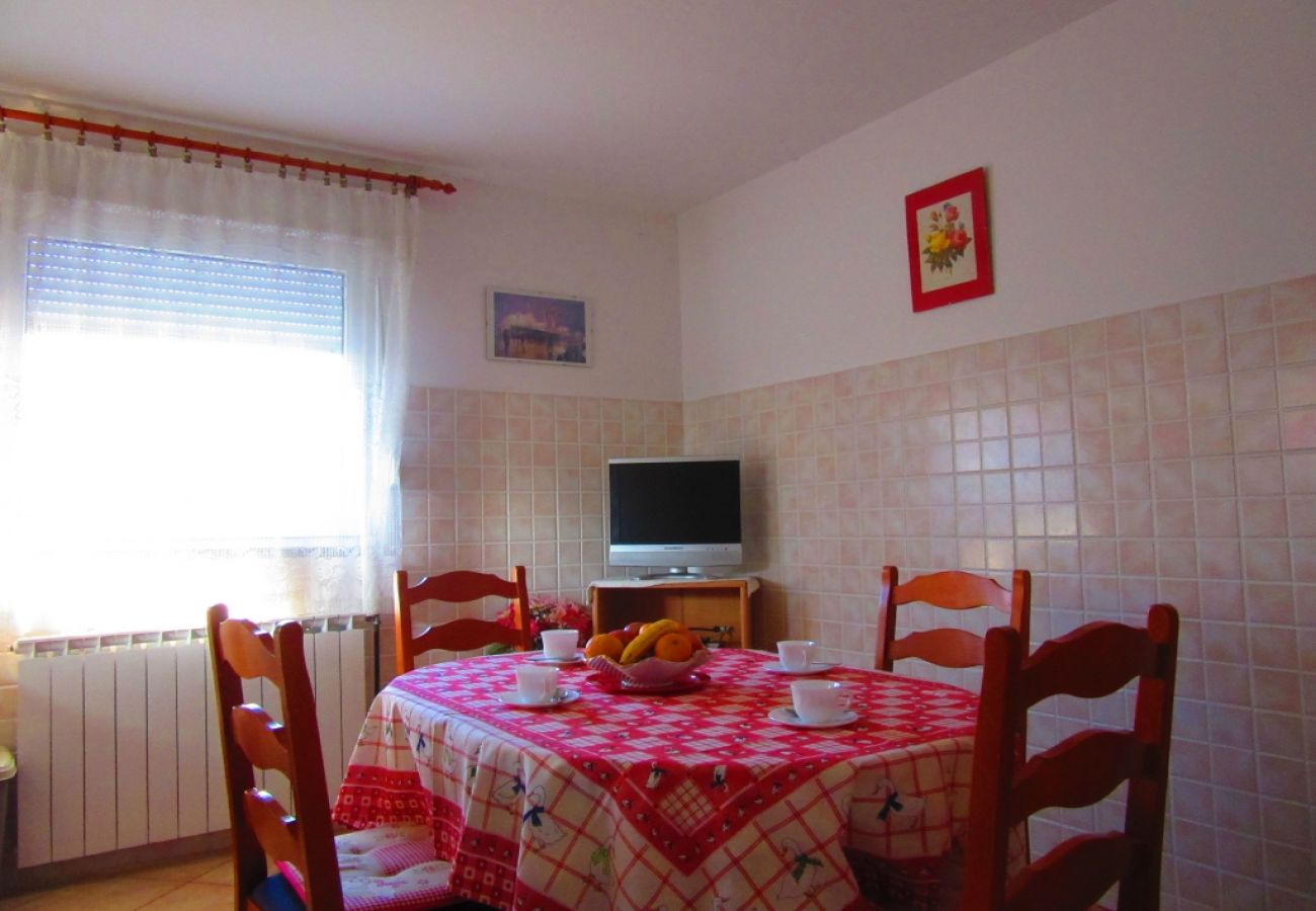 Apartamento en Pula - Apartamento en Pula con Terraza, Acondicionador, WIFI, Lavadora (633-1)