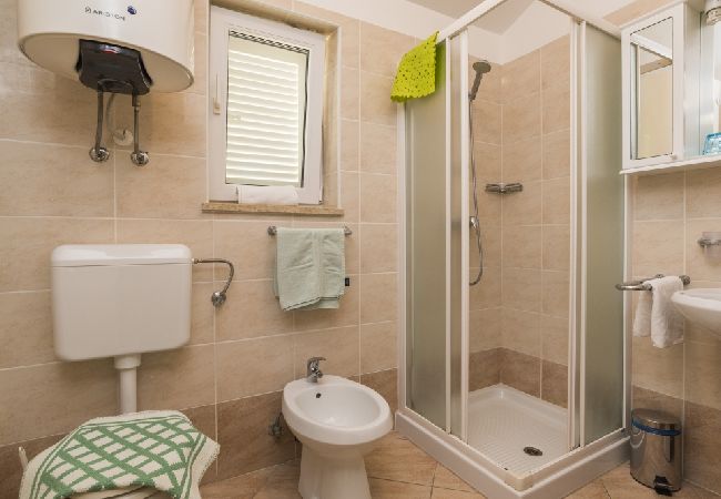 Apartamento en Umag - Apartamento en Umag con Balcón, Acondicionador, WIFI (653-2) Apartamento en Umag - Apartamento en Umag con Balcón, Acondicionador, WIFI (653-2)