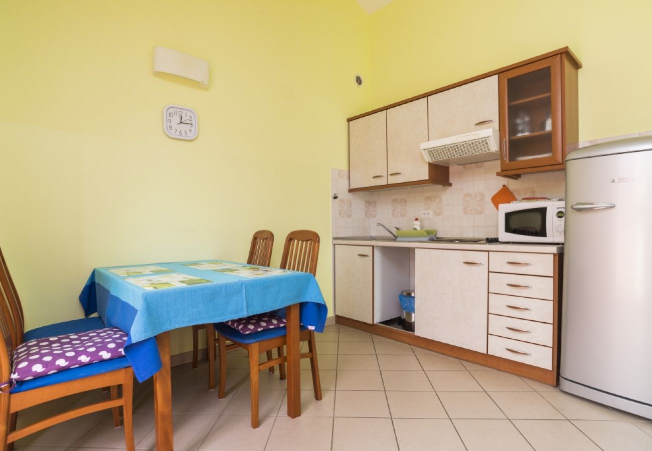 Apartamento en Umag - Apartamento en Umag con Balcón, Acondicionador, WIFI (653-2)