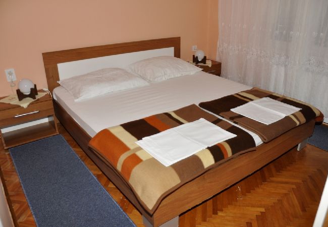 Apartamento en Rab - Apartamento en Barbat con Seaview, Balcón, Acondicionador (660-1) Apartamento en Rab - Apartamento en Barbat con Seaview, Balcón, Acondicionador (660-1)
