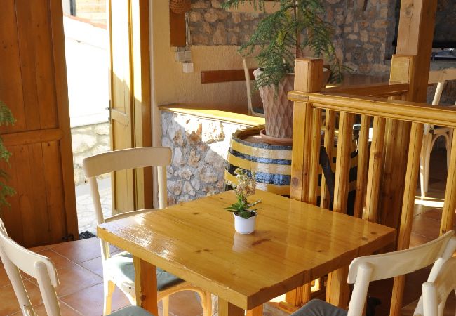 Apartamento en Rab - Apartamento en Barbat con Seaview, Balcón, Acondicionador (660-1) Apartamento en Rab - Apartamento en Barbat con Seaview, Balcón, Acondicionador (660-1)