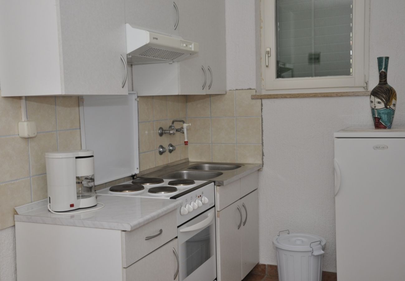 Apartamento en Rab - Apartamento en Barbat con Balcón, Acondicionador (660-3)