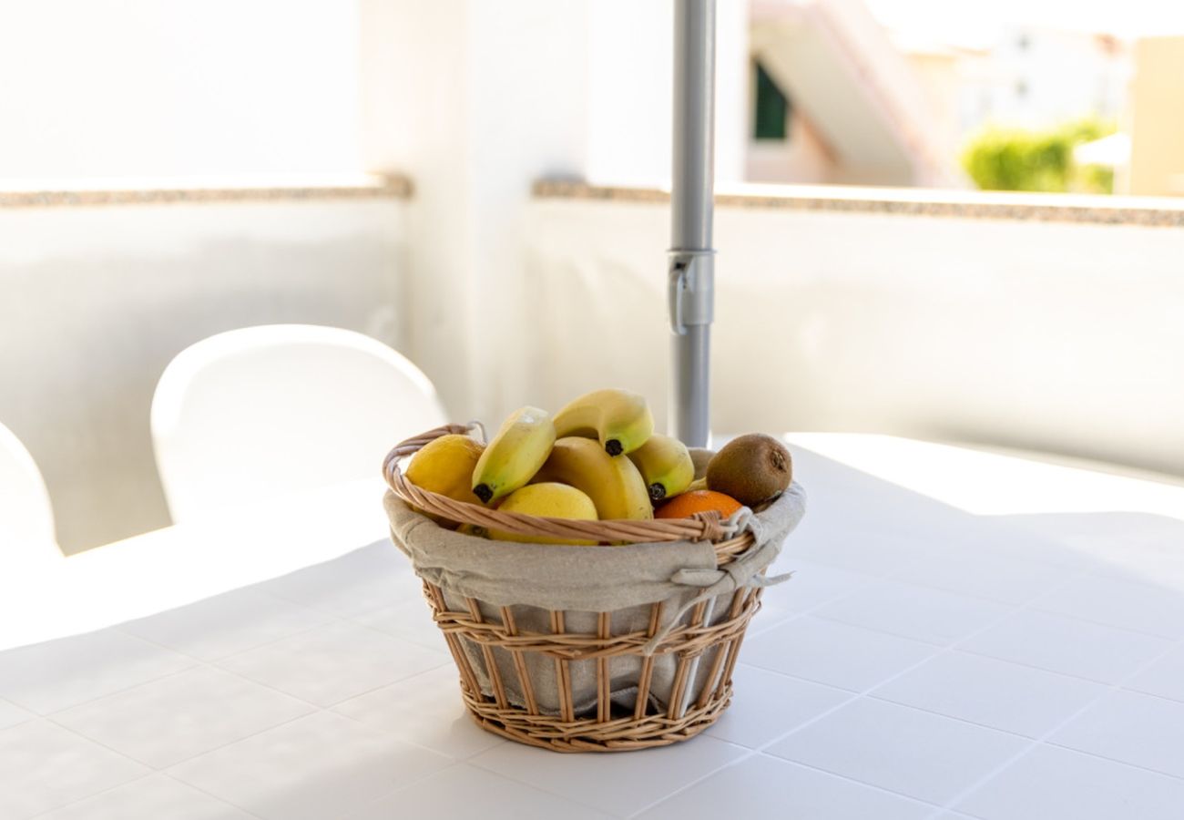 Apartamento en Rab - Apartamento en Barbat con Balcón, Acondicionador (660-3)