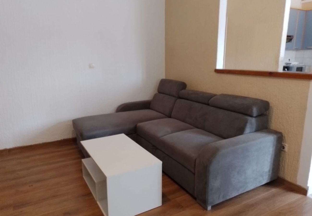 Apartamento en Lopar - Apartamento en Lopar con Terraza, Acondicionador, WIFI, Lavadora (696-5)