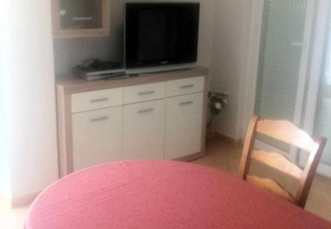 Apartamento en Lopar - Apartamento en Lopar con Terraza, Acondicionador, WIFI (568-2)