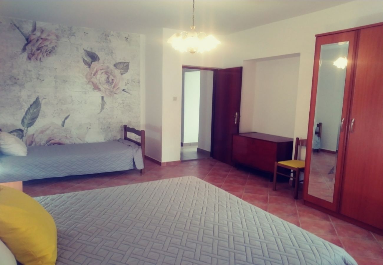 Apartamento en Lopar - Apartamento en Lopar con Seaview, Terraza, WIFI (824-1)