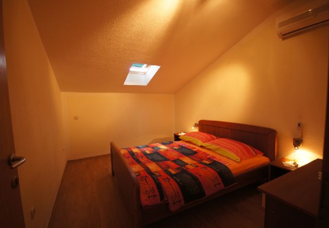 Apartamento en Orebic - Apartamento en Orebić con Seaview, Terraza, Acondicionador, WIFI (829-5) Apartamento en Orebic - Apartamento en Orebić con Seaview, Terraza, Acondicionador, WIFI (829-5)