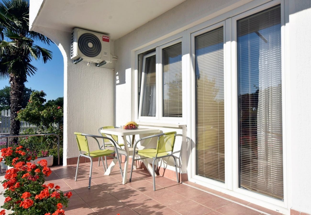 Apartamento en Porec - Apartamento en Poreč con Balcón, WIFI (819-1)