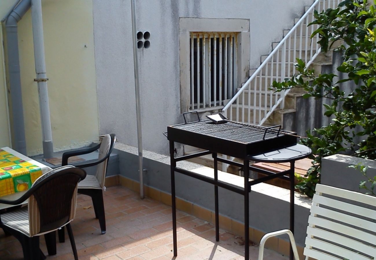 Casa en Viganj - Casa de vacaciones en Viganj con Seaview, Terraza, WIFI, Lavadora (825-1)