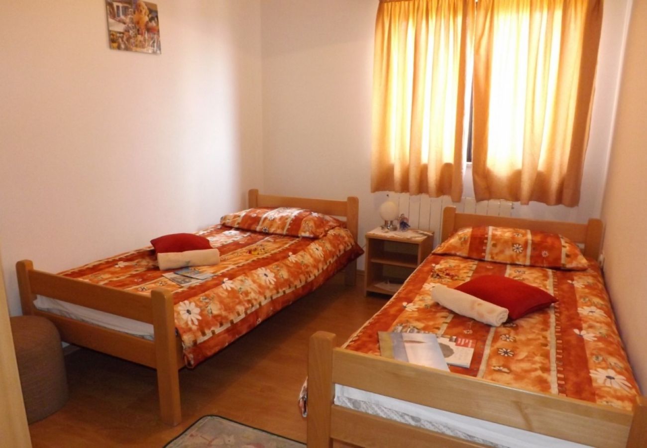 Apartamento en Umag - Apartamento en Umag con Terraza, WIFI, Lavadora (853-3)