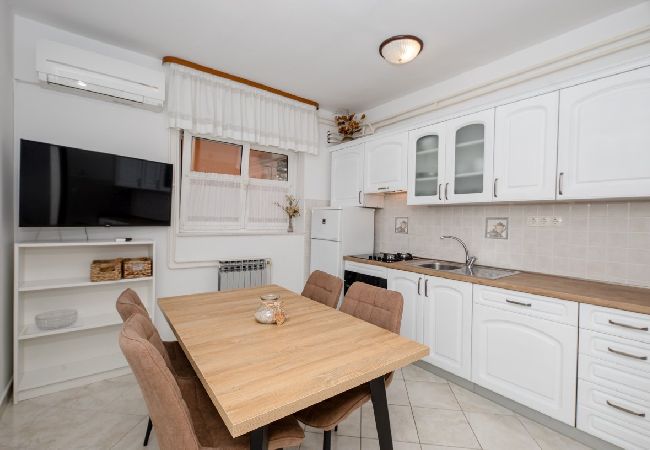 Apartamento en Palit - Apartamento en Palit con Terraza, Acondicionador, WIFI, Lavavajillas (820-2) Apartamento en Palit - Apartamento en Palit con Terraza, Acondicionador, WIFI, Lavavajillas (820-2)
