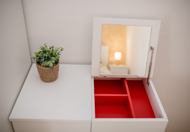 Apartamento en Palit - Apartamento en Palit con Terraza, Acondicionador, WIFI, Lavavajillas (820-2) Apartamento en Palit - Apartamento en Palit con Terraza, Acondicionador, WIFI, Lavavajillas (820-2)
