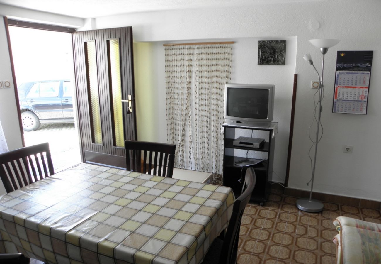 Estudio en Baška - Apartamento Estudio en Baška con Terraza, Acondicionador, WIFI, Lavadora (863-1)