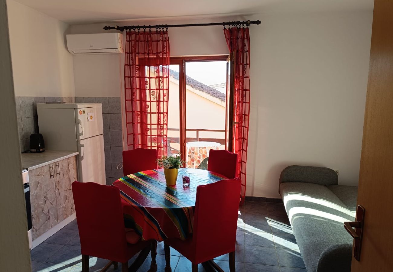 Apartamento en Bibinje - Apartamento en Bibinje con Seaview, Balcón, Acondicionador, WIFI (868-1)