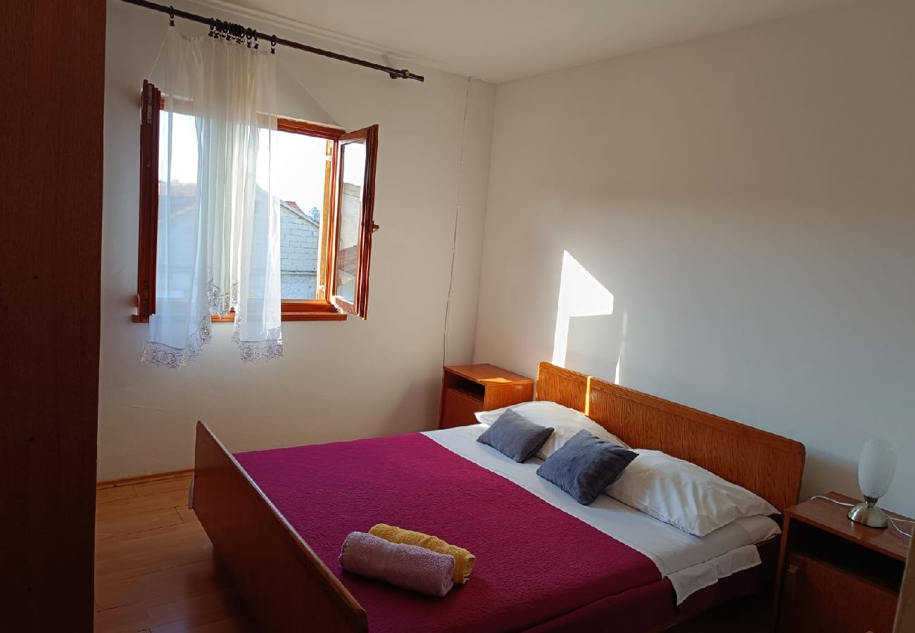 Apartamento en Bibinje - Apartamento en Bibinje con Seaview, Balcón, Acondicionador, WIFI (868-1)