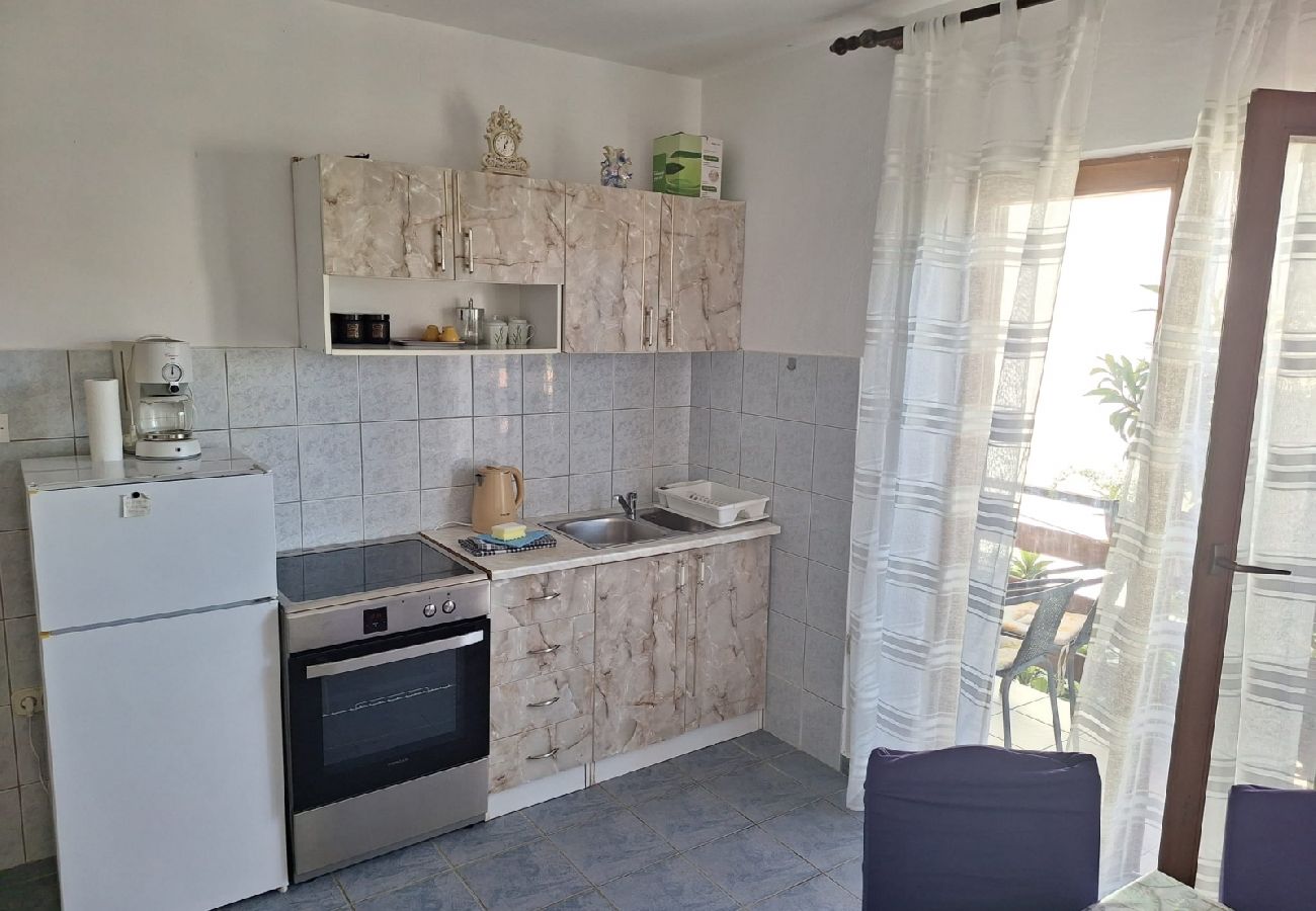 Apartamento en Bibinje - Apartamento en Bibinje con Seaview, Balcón, WIFI, Lavadora (868-2)