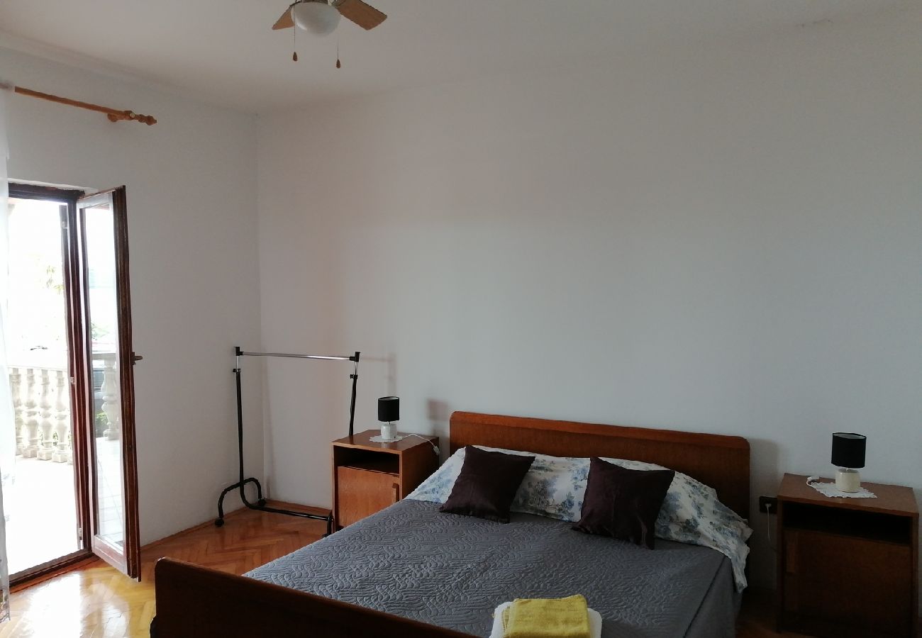 Apartamento en Bibinje - Apartamento en Bibinje con Seaview, Terraza, Acondicionador, WIFI (868-4)