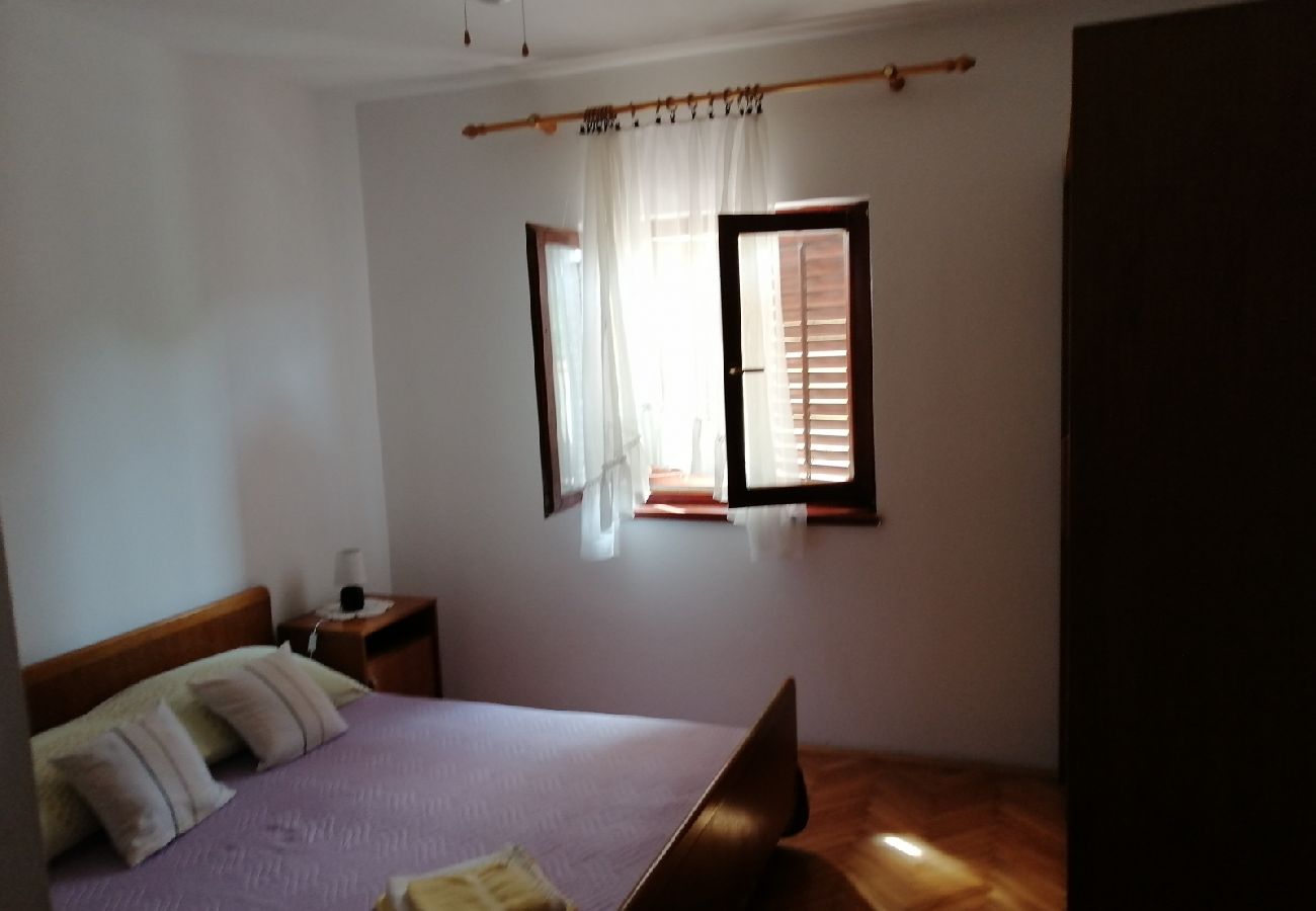 Apartamento en Bibinje - Apartamento en Bibinje con Seaview, Terraza, Acondicionador, WIFI (868-4)