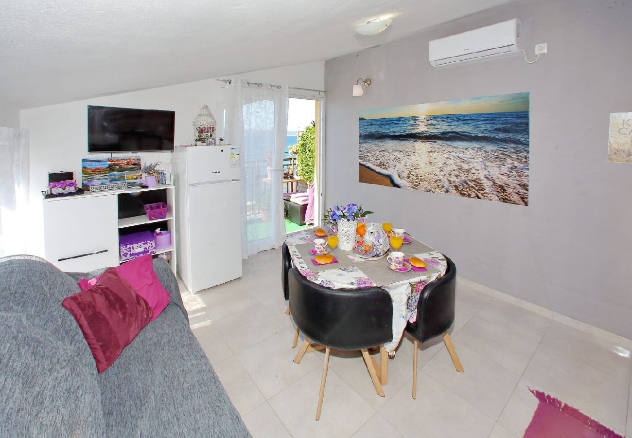 Apartamento en Bibinje - Apartamento en Bibinje con Seaview, Balcón, Acondicionador, WIFI (5193-5)