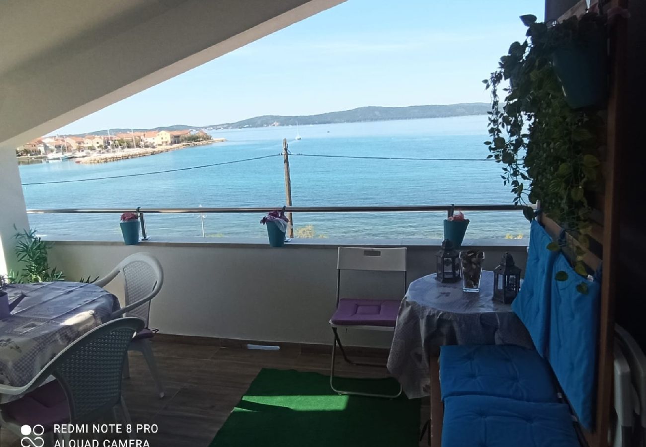 Apartamento en Bibinje - Apartamento en Bibinje con Seaview, Balcón, Acondicionador, WIFI (5193-5)