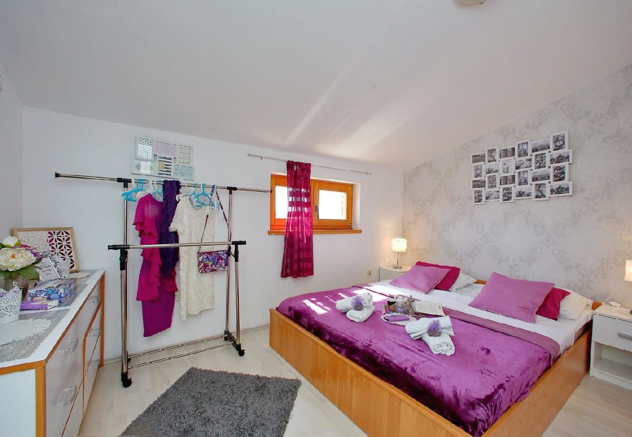 Apartamento en Bibinje - Apartamento en Bibinje con Seaview, Balcón, Acondicionador, WIFI (5193-5)