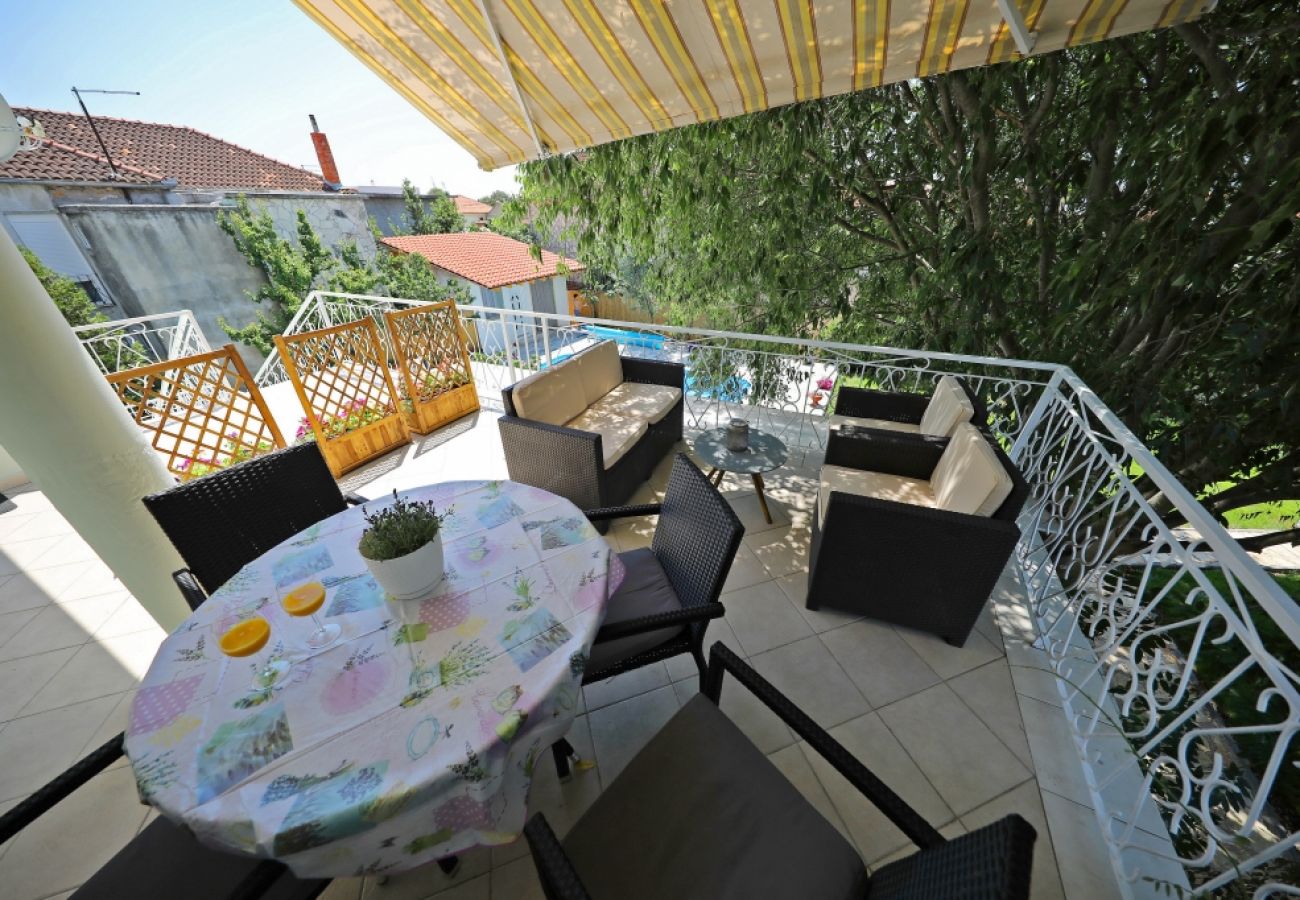 Apartamento en Bibinje - Apartamento en Bibinje con Terraza, Acondicionador, WIFI, Lavadora (877-1)