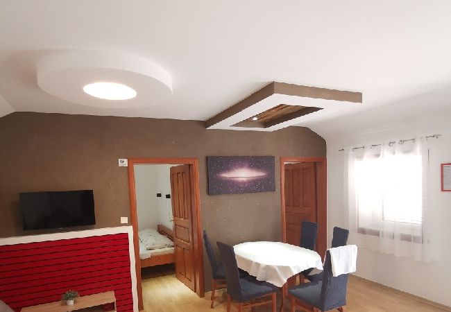 Apartamento en Privlaka - Apartamento en Privlaka con Balcón, Acondicionador, WIFI, Lavavajillas (878-1) Apartamento en Privlaka - Apartamento en Privlaka con Balcón, Acondicionador, WIFI, Lavavajillas (878-1)