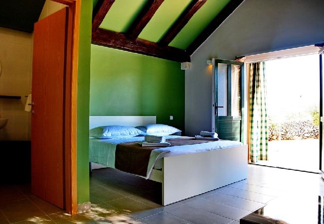 Casa en Pucišca - Casa de vacaciones en Pučišća con Terraza, WIFI, Lavadora (887-1) Casa en Pucišca - Casa de vacaciones en Pučišća con Terraza, WIFI, Lavadora (887-1)