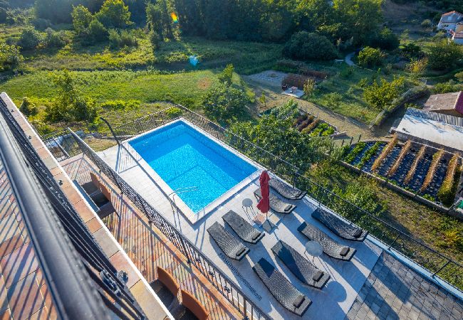 Casa en Supetarska Draga - Casa de vacaciones en Supetarska Draga con Seaview, Terraza, Acondicionador, WIFI (890-1) Casa en Supetarska Draga - Casa de vacaciones en Supetarska Draga con Seaview, Terraza, Acondicionador, WIFI (890-1)