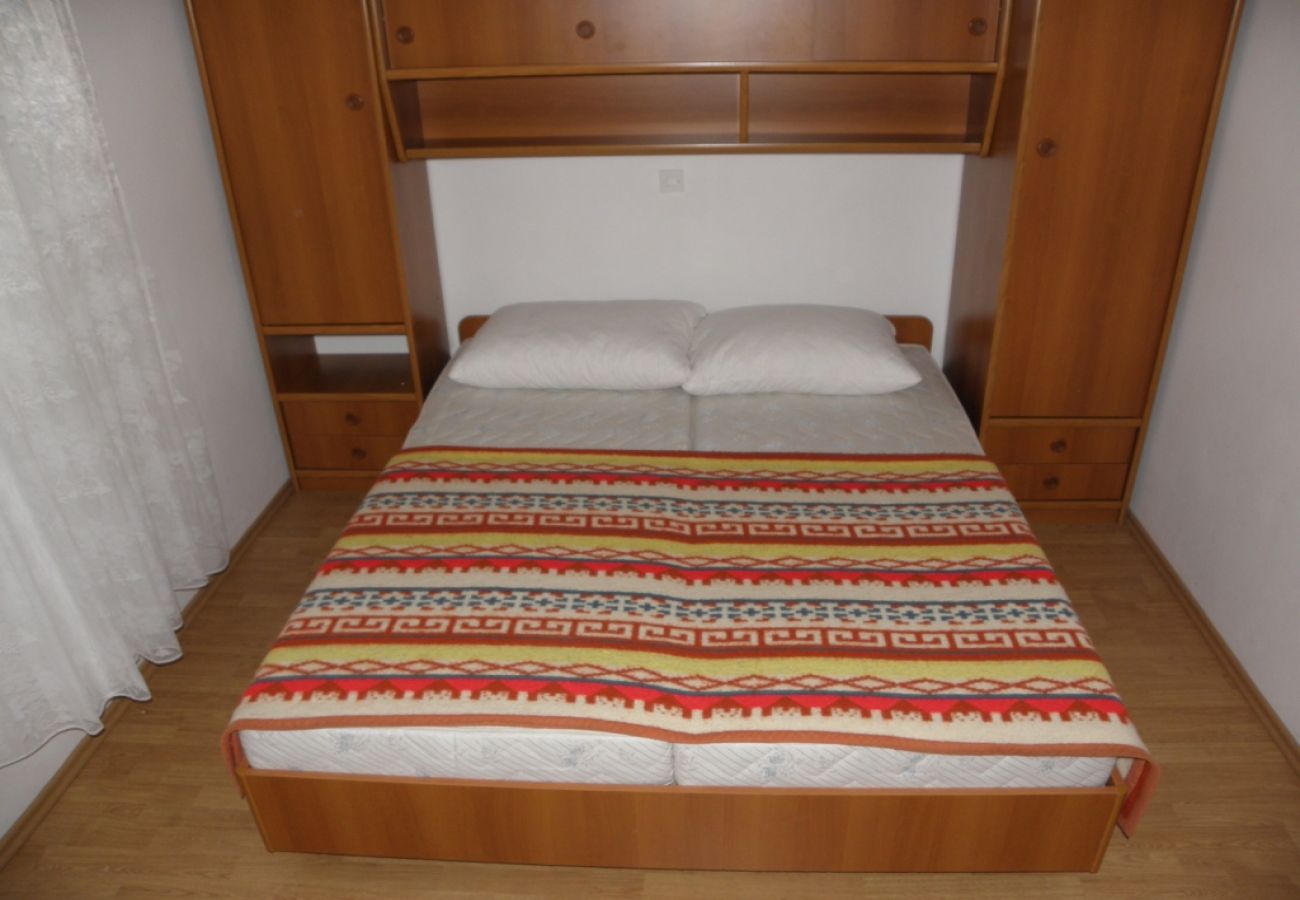 Apartamento en Lopar - Apartamento en Lopar con Balcón, Acondicionador, WIFI, Lavadora (893-1)