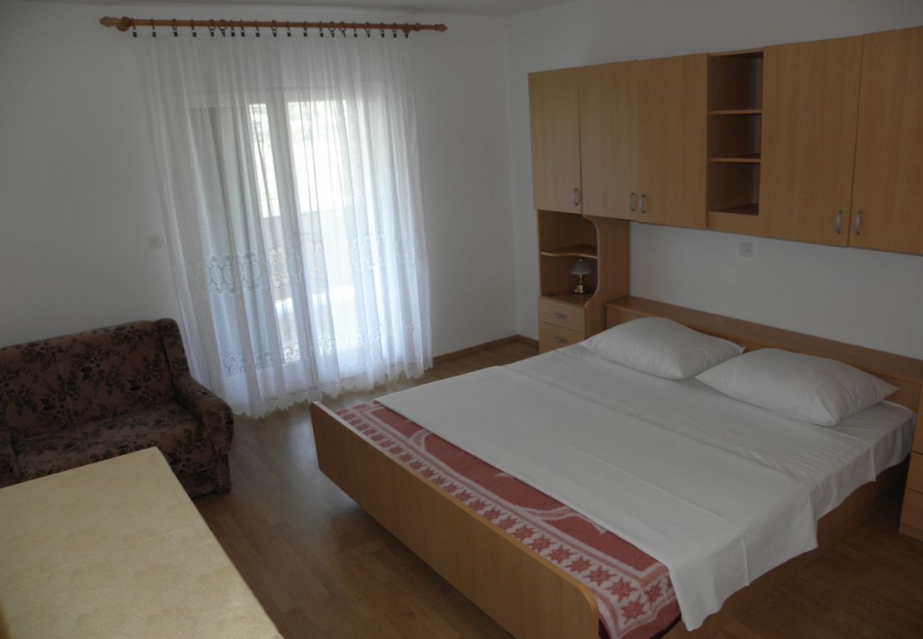 Apartamento en Lopar - Apartamento en Lopar con Balcón, Acondicionador, WIFI, Lavadora (893-1)