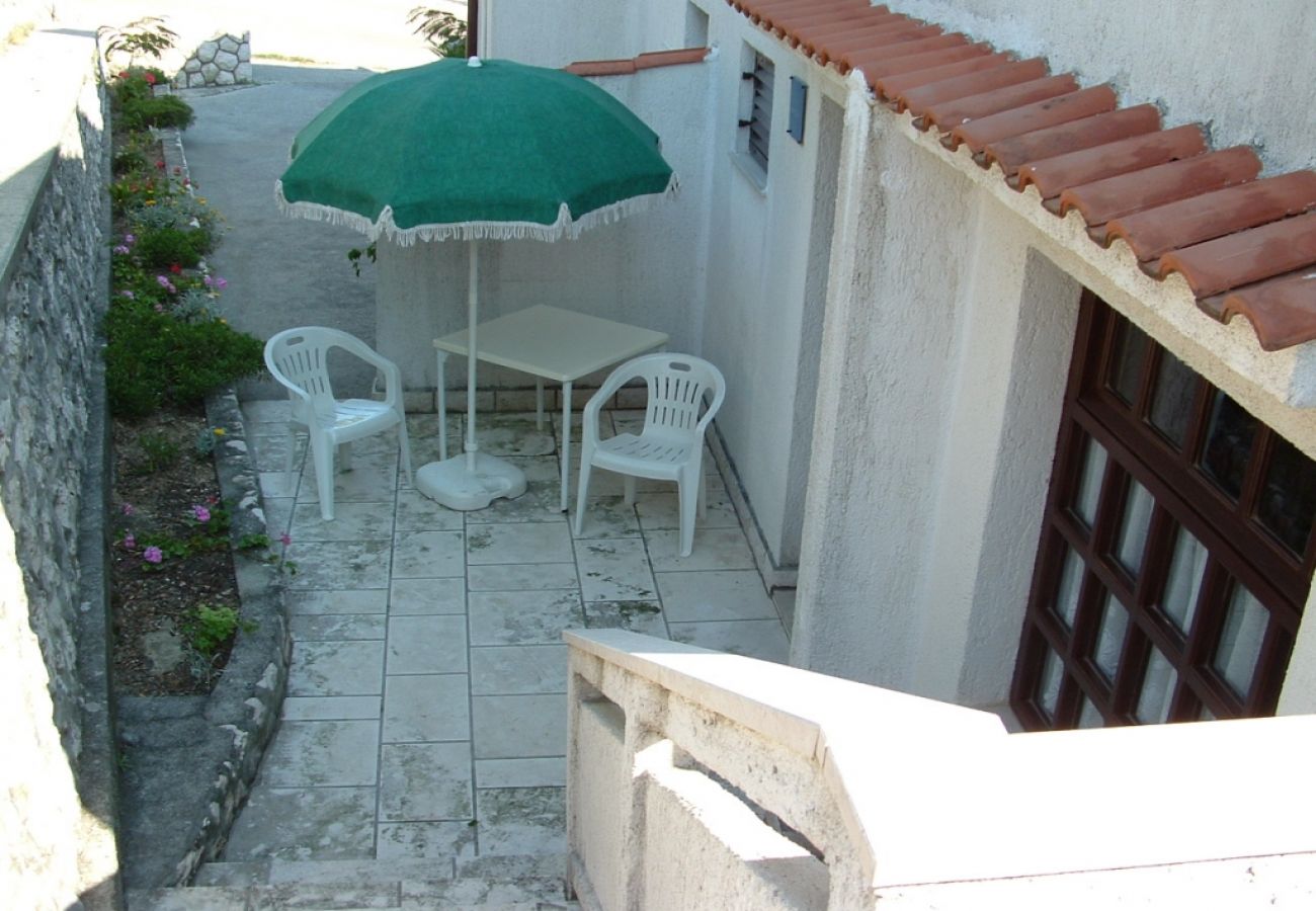 Apartamento en Kampor - Apartamento en Kampor con Terraza, Acondicionador, WIFI, Lavadora (895-2)