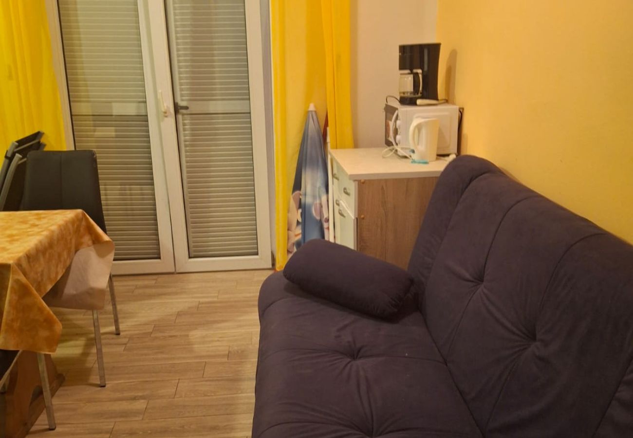 Apartamento en Lopar - Apartamento en Lopar con Balcón, Acondicionador, WIFI, Lavadora (696-6)