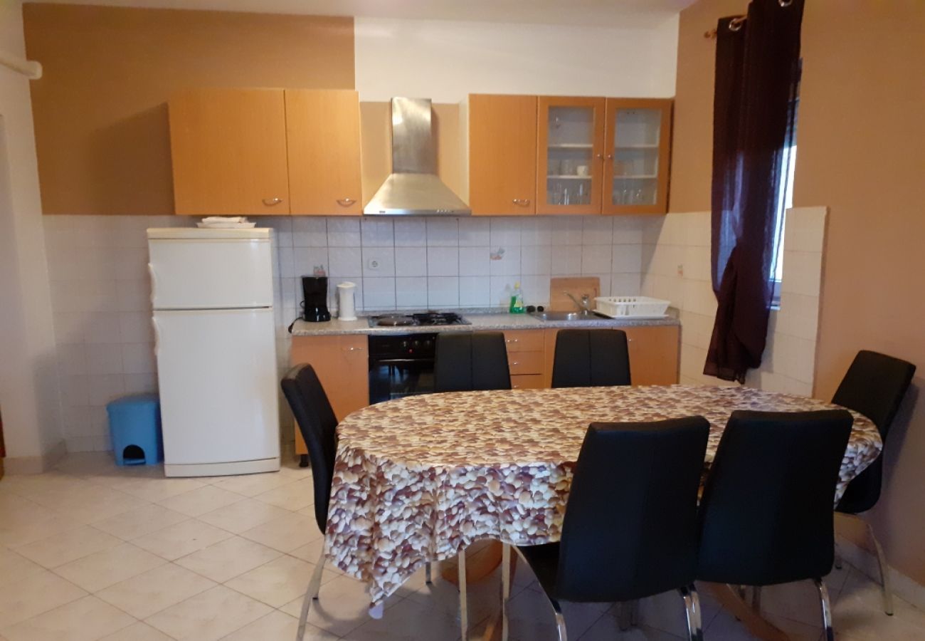 Apartamento en Lopar - Apartamento en Lopar con Balcón, Acondicionador, WIFI, Lavadora (696-7)