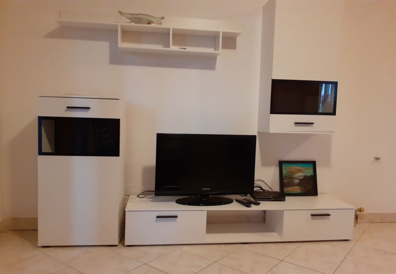 Apartamento en Lopar - Apartamento en Lopar con Balcón, Acondicionador, WIFI, Lavadora (696-7)